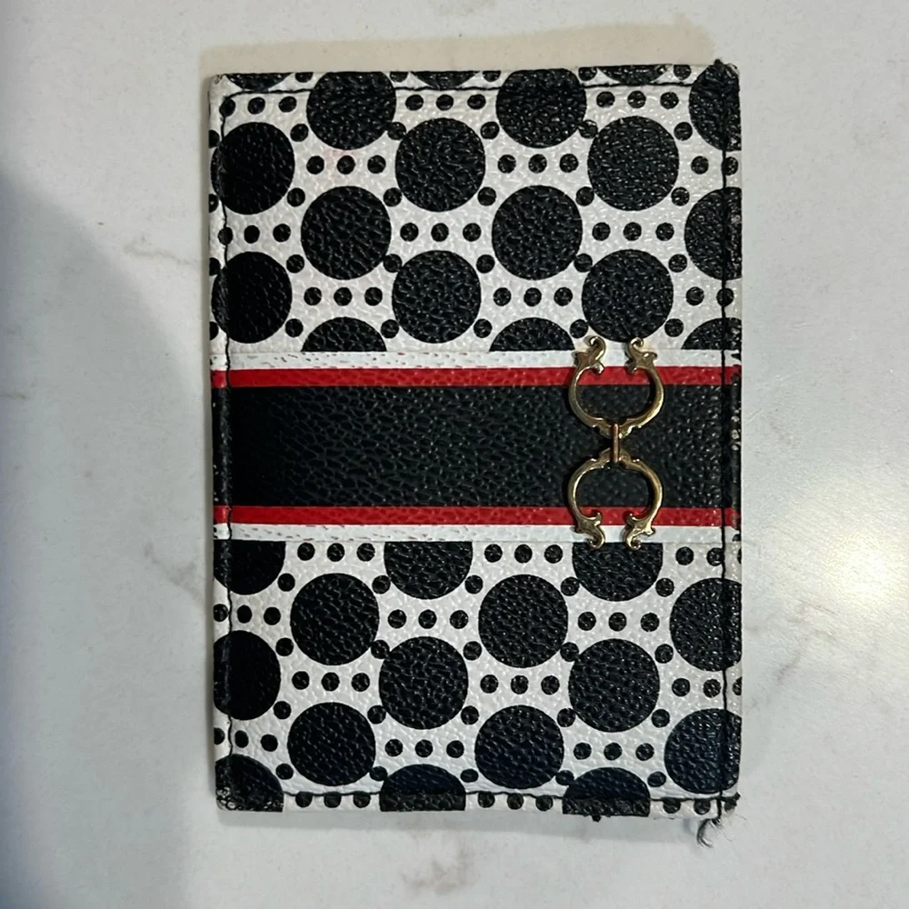 Card holder - Picture 1 of 3